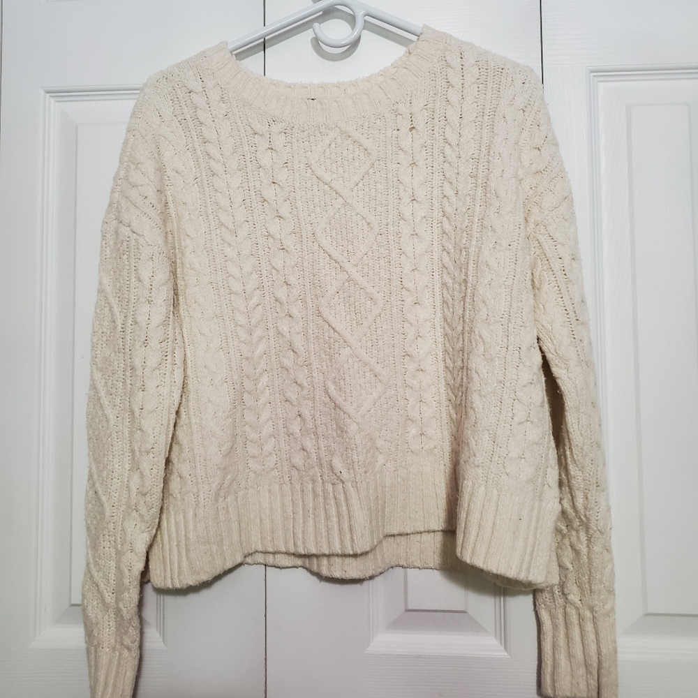 NWOT American Eagle sweater